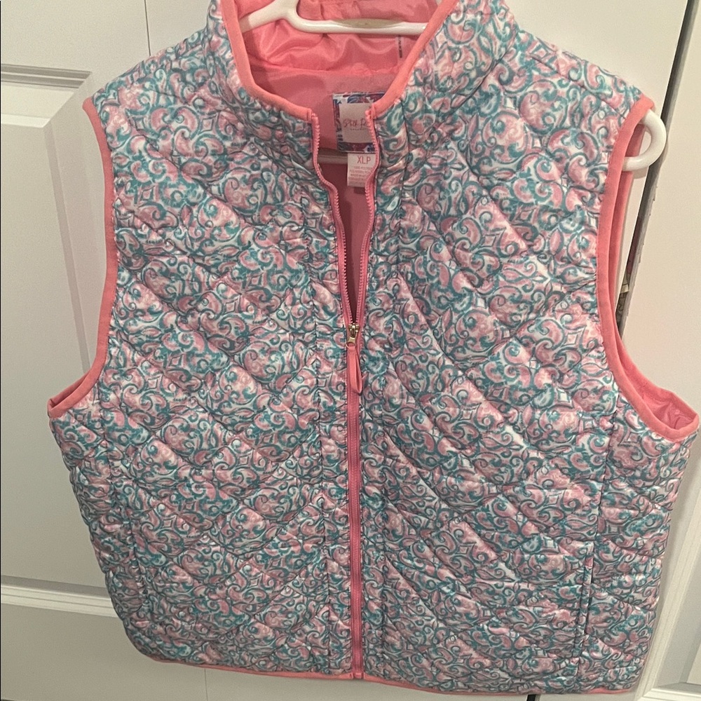 Women's Quilted Vest - Pink and Blue Pattern brand new without tags